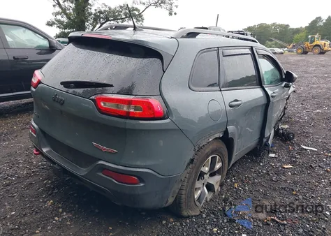 2015 Jeep Cherokee Trailhawk from USA, damaged, VIN 1C4PJMBS9FW752478